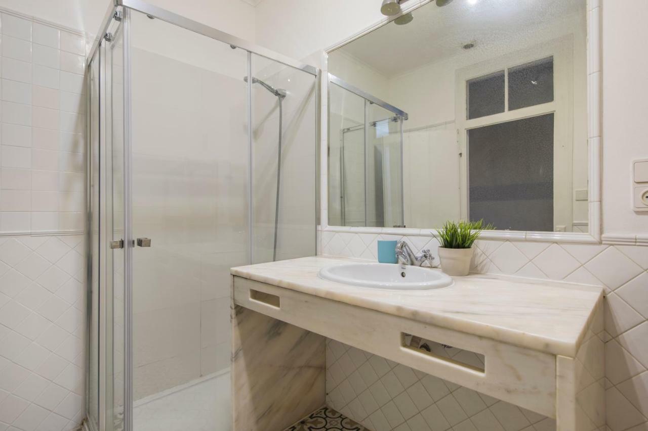 Trendy & Lightfull Apartment ลิสบอน ภายนอก รูปภาพ