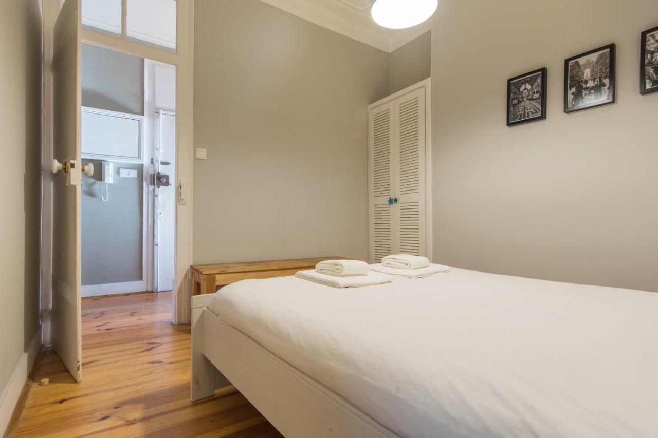 Trendy & Lightfull Apartment ลิสบอน ภายนอก รูปภาพ